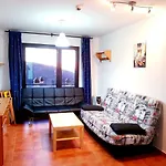 Zona Media Erb Lägenhet