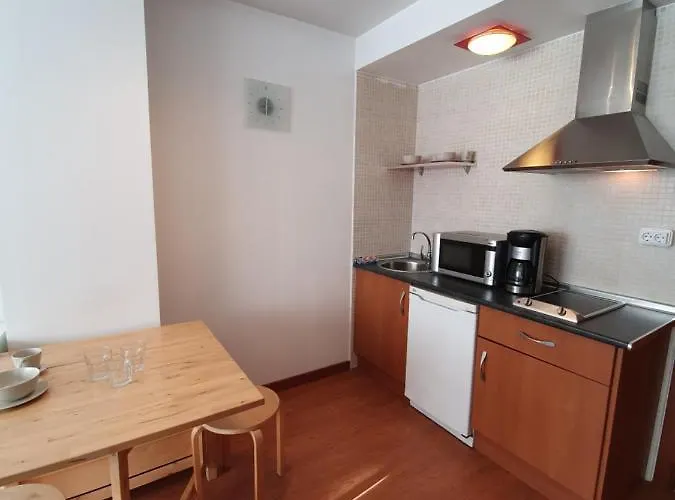 Zona Media Erb 公寓 *